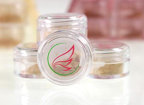 In 3 easy Steps zum perfekten Farbton für dein Mineral Puder!